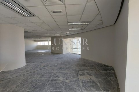 Снять в аренду офис в Sheikh Zayed Road, Дубай: 208.1м², № 37603 - фото 10