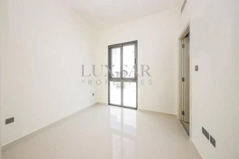 Villa in Dubai 3 bedrooms, 180.2 sq.m. № 37608 - photo 3