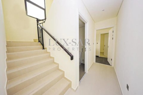 Villa in Dubai 3 bedrooms, 180.2 sq.m. № 37608 - photo 5