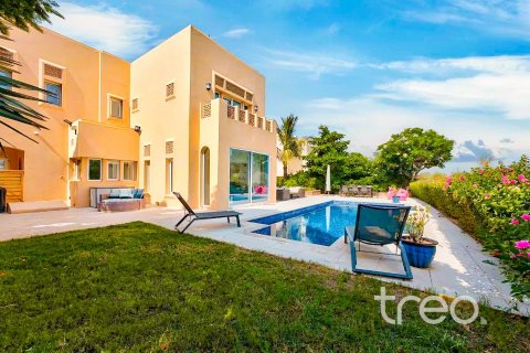Villa à Arabian Ranches, Dubai, 5 chambres, 393.82 m², № 120213 - photo 2