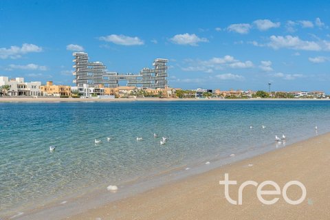 Villa in Palm Jumeirah, Dubai 4 bedrooms, 464.52 sq.m. № 120212