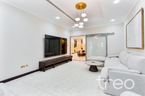 Снять в аренду виллу в Пальме Джумейре, Дубай: 4 спальни, 464.52м², № 120212 - фото 4