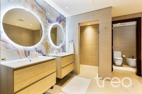 Снять в аренду виллу в Пальме Джумейре, Дубай: 4 спальни, 464.52м², № 120212 - фото 12