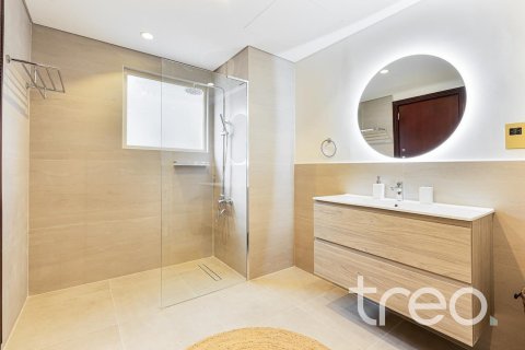 Снять в аренду виллу в Пальме Джумейре, Дубай: 4 спальни, 464.52м², № 120212 - фото 28