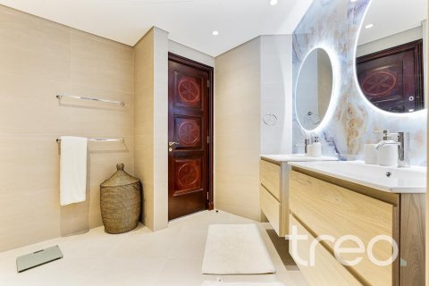 Снять в аренду виллу в Пальме Джумейре, Дубай: 4 спальни, 464.52м², № 120212 - фото 15