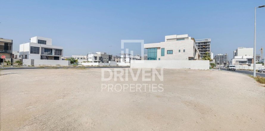 Land in Nadd Al Sheba, Dubai 930 sq.m. № 87267