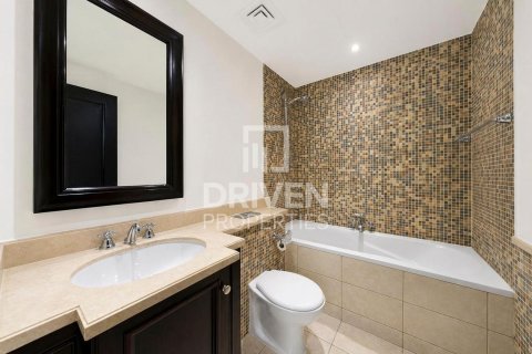 Apartment in Downtown Dubai (Downtown Burj Dubai), Dubai 2 bedrooms, 125.7 sq.m. № 130066 - photo 3