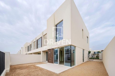 Maison de ville à The Valley, Dubai, 4 chambres, 258.08 m², № 129997