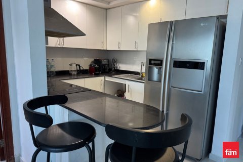 Apartment in Dubai 3 bedrooms, 137.3 sq.m. № 95596 - photo 8