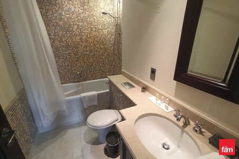 Снять в аренду квартиру в Old Town, Дубай: 2 спальни, 116.9м², № 95591 - фото 13