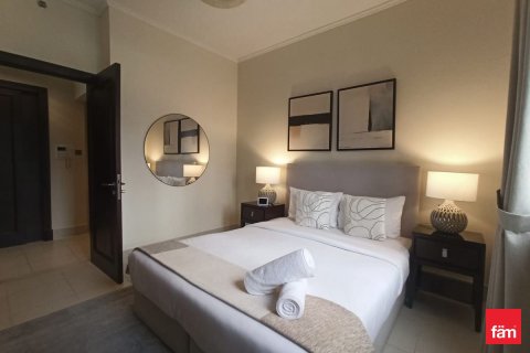 Снять в аренду квартиру в Old Town, Дубай: 2 спальни, 116.9м², № 95591 - фото 3