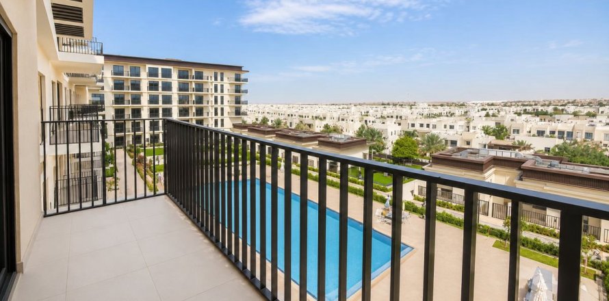 Apartment in Town Square, Dubai 2 bedrooms, 98 sq.m. № 109205