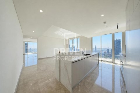 Penthouse in EMAAR Beachfront, Dubai Harbour, Dubai 4 bedrooms, 443.24 sq.m. № 138705 - photo 4