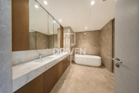 Penthouse in EMAAR Beachfront, Dubai Harbour, Dubai 4 bedrooms, 443.24 sq.m. № 138705 - photo 24