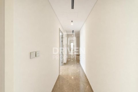Penthouse in EMAAR Beachfront, Dubai Harbour, Dubai 4 bedrooms, 443.24 sq.m. № 138705 - photo 19