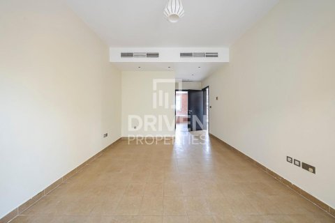 Villa in Jumeirah Village Triangle, Dubai 2 bedrooms, 640.57 sq.m. № 138706 - photo 8