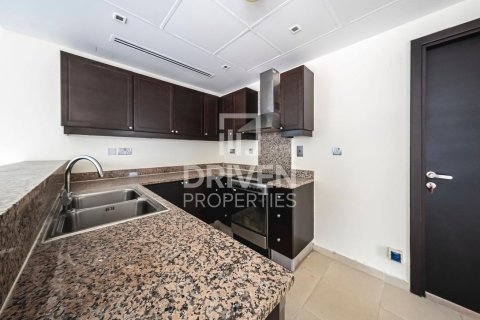 Villa in Jumeirah Village Triangle, Dubai 2 bedrooms, 640.57 sq.m. № 138706 - photo 13