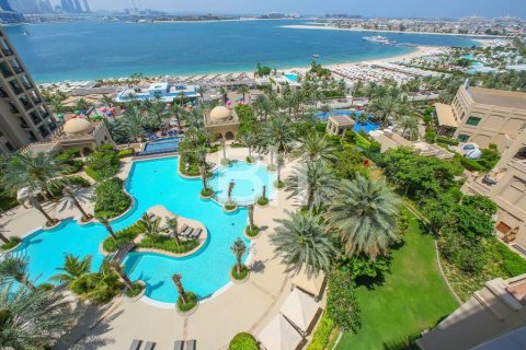 Apartment in Palm Jumeirah, Dubai 2 bedrooms, 161 sq.m. № 21519 - photo 16