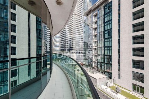 Apartamento en Downtown Dubai (Downtown Burj Dubai), Dubai, 3 dormitorios, 159.98 m², № 126306 - foto 10