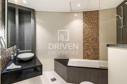 Apartamento en Downtown Dubai (Downtown Burj Dubai), Dubai, 3 dormitorios, 159.98 m², № 126306 - foto 8