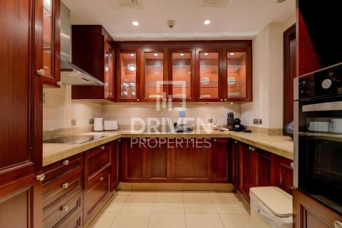 Apartment in Downtown Dubai (Downtown Burj Dubai), Dubai 1 bedroom, 105.07 sq.m. № 126295 - photo 6