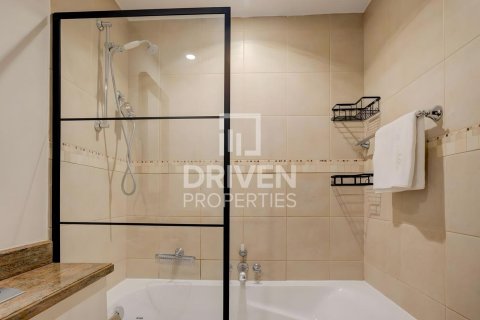 Apartment in Downtown Dubai (Downtown Burj Dubai), Dubai 1 bedroom, 105.07 sq.m. № 126295 - photo 11
