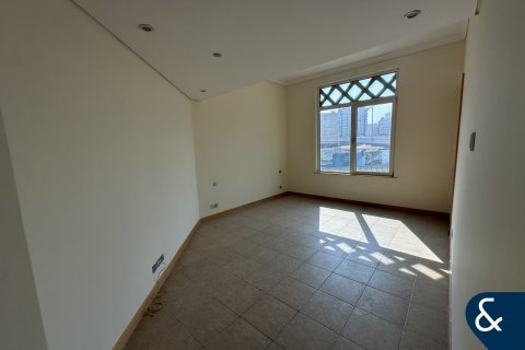 Apartment in Shoreline Apartments, Palm Jumeirah, Dubai 3 bedrooms, 207 sq.m. № 91316 - photo 5