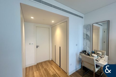 Apartment in Jumeirah Lake Towers, Dubai 1 bedroom, 74 sq.m. № 91311 - photo 17