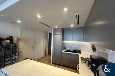 Apartment in Jumeirah Lake Towers, Dubai 1 bedroom, 74 sq.m. № 91311 - photo 9