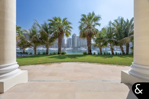 Villa à Signature Villas, Palm Jumeirah, Dubai, 6 chambres, 650 m², № 75092 - photo 27