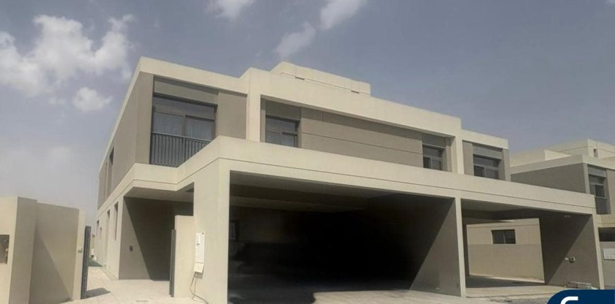 Villa in Dubai South (Dubai World Central), Dubai 5 bedrooms, 396 sq.m. № 75087