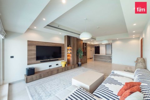 Apartment in Business Bay, Dubai 2 bedrooms, 136.7 sq.m. № 133152 - photo 17