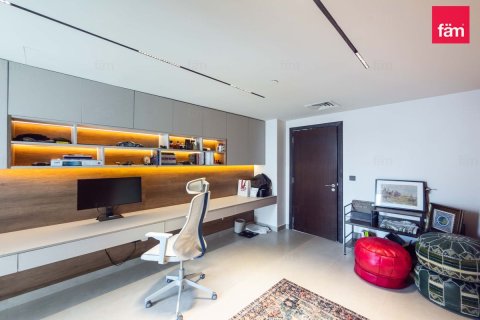 Apartment in Business Bay, Dubai 2 bedrooms, 136.7 sq.m. № 133152 - photo 11
