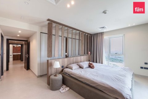 Apartment in Business Bay, Dubai 2 bedrooms, 136.7 sq.m. № 133152 - photo 15