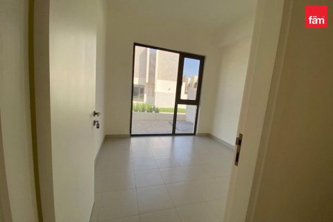 Villa à Dubai, 4 chambres, 242.1 m², № 133153 - photo 10