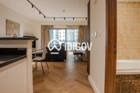 Apartamento en Rimal, Jumeirah Beach Residence, Dubai, estudio, 70.23 m², № 120830 - foto 2