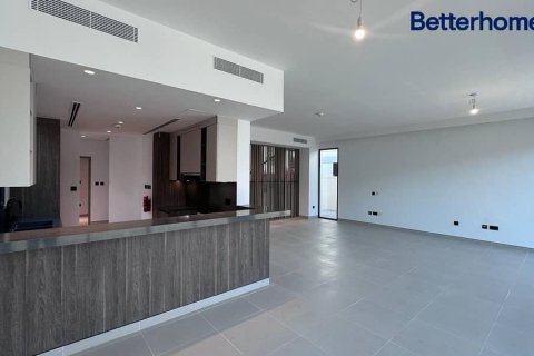 Villa in Tilal Al Ghaf, Dubai 4 bedrooms, 422 sq.m. № 57745 - photo 2