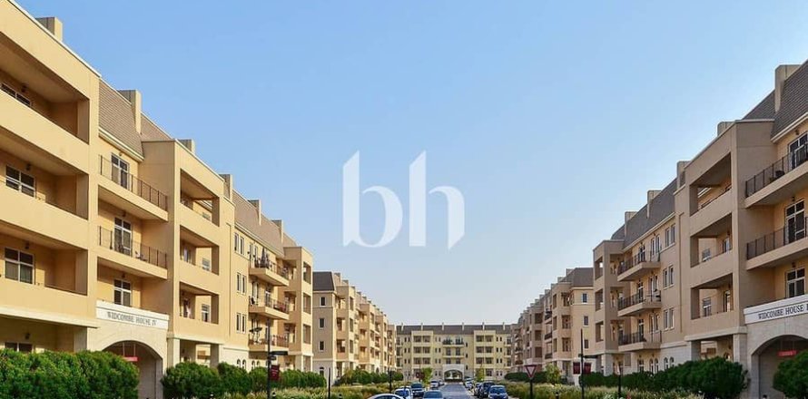 Appartement à Motor City, Dubai, 2 chambres, 125 m², № 57741