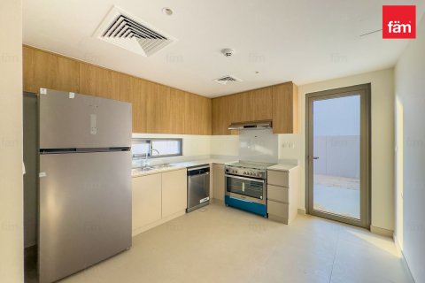Villa en Dubai, 3 dormitorios, 282 m², № 59039 - foto 1