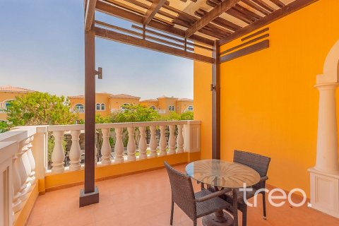 Villa in Legacy, Jumeirah Park, Dubai 5 bedrooms, 797.94 sq.m. № 134586 - photo 18