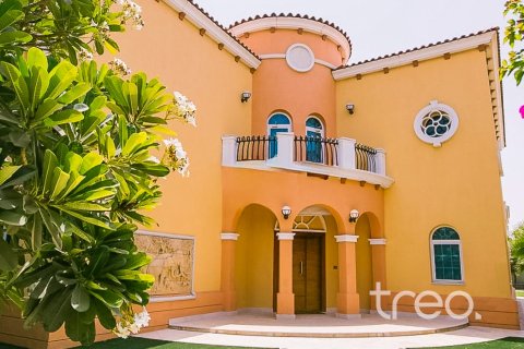 Villa in Legacy, Jumeirah Park, Dubai 5 bedrooms, 797.94 sq.m. № 134586