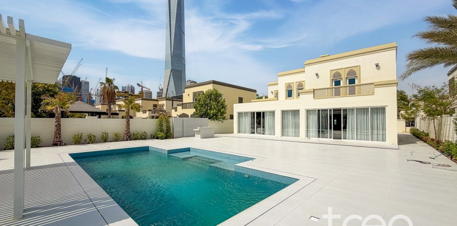 Вилла в Regional, Jumeirah Park, Дубай, 5 спален, 435.62м², № 134590