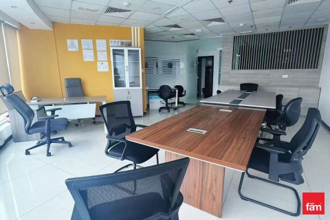 Снять в аренду офис в Бизнес-Бэе, Дубай: 102.3м², № 104296 - фото 8