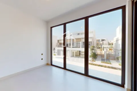 Снять в аренду виллу в Aura, Tilal Al Ghaf, Дубай: 4 спальни, № 69801 - фото 13