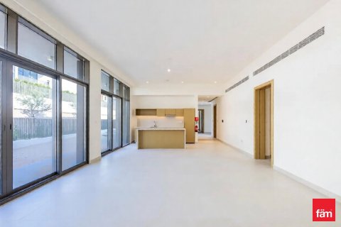 Villa en Al Furjan, Dubai, 4 dormitorios, 609.3 m², № 84302 - foto 3