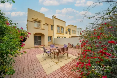 Villa en Springs 15, The Springs, Dubai, 2 dormitorios, 167 m², № 122450 - foto 12