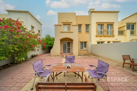 Villa en Springs 15, The Springs, Dubai, 2 dormitorios, 167 m², № 122450 - foto 17