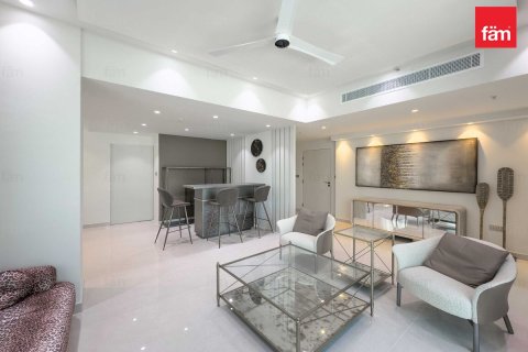 Appartement à Downtown Dubai (Downtown Burj Dubai), Dubai, 3 chambres, 221 m², № 23952 - photo 2