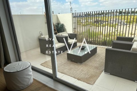 Apartment in Dubai South (Dubai World Central), Dubai 2 bedrooms, 151.14 sq.m. № 52776 - photo 1