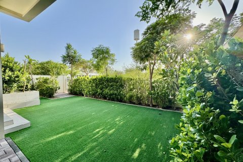 Villa en Dubai Hills Estate, Dubai, 5 dormitorios, 289 m², № 100704